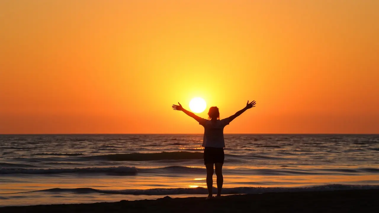 Manifest With Aaron Review: Does This Hypnosis Program Really Work? Manifest With Aaron: Sunrise over Ocean